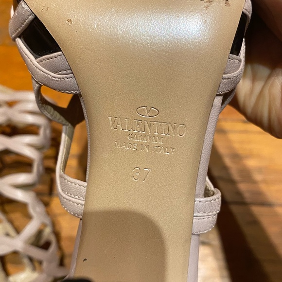 Valentino Garavani Heels - Size 37 - Picture 4 of 6